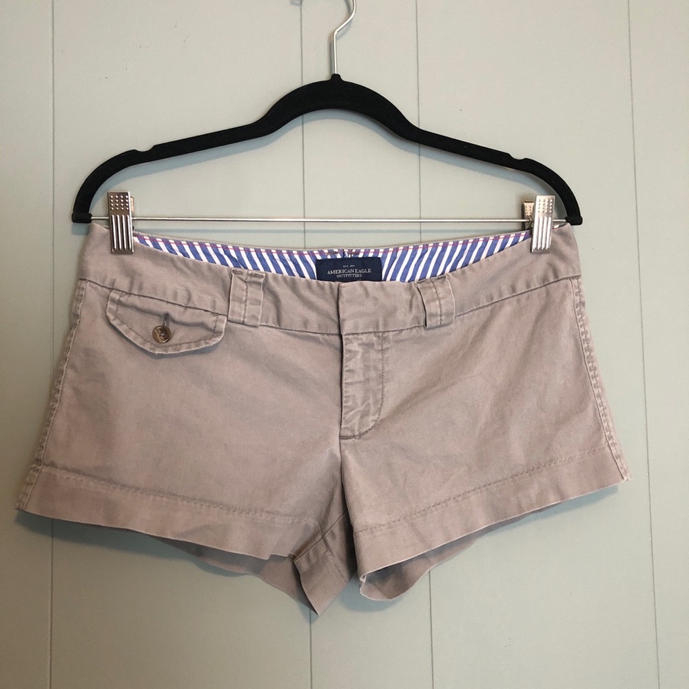 American Eagle 🦅 Shorts Size 6